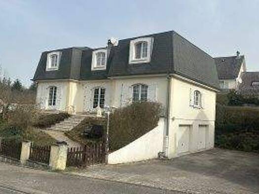 Haus zum Kauf 575.000 € 7 Zimmer 180 m² 944 m² Grundstück frei ab sofort Schœneck 57350