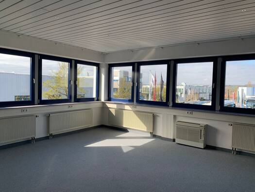 Bürofläche zur Miete provisionsfrei 4 Zimmer 197 m² Bürofläche teilbar ab 31 m² Gültstein Herrenberg 71083