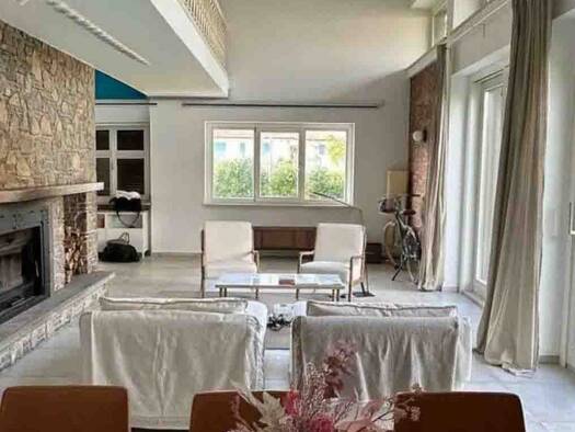 Haus zum Kauf 1.350.000 € 251 m² 1.600 m² Grundstück Pietrasanta 55045