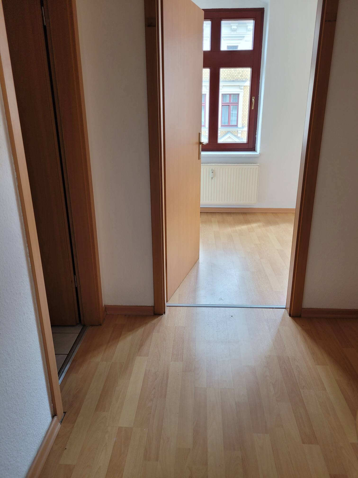 Achtung- 2 Zimmer mit EBK/ saniert! – Heidestr. 12, 39112 Magdeburg – Vorschaubild 2