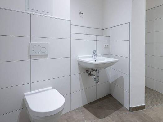 Wohnung zur Miete 515 € 2 Zimmer 68,6 m² 1. Geschoss frei ab 01.04.2026 Theodor-Körner-Str. 10 Innenstadt Görlitz 02826