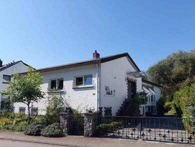 Haus zum Kauf 460.000 € 6 Zimmer 255 m² 910 m² Grundstück frei ab sofort Würzbachstrasse Oberwürzbach Sankt Ingbert 66386