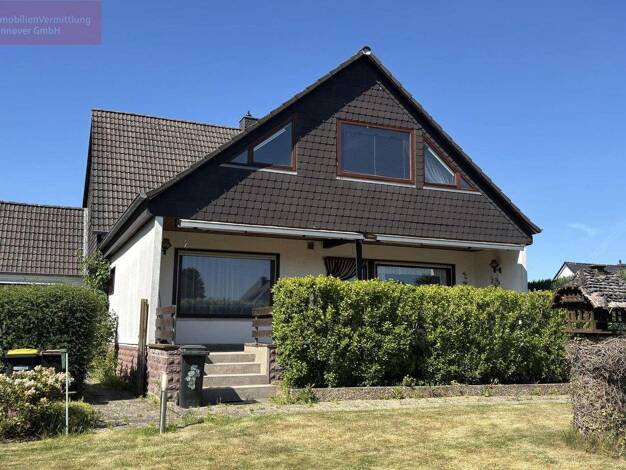 Mehrfamilienhaus zum Kauf 339.000 € 7,5 Zimmer 194 m² 1.032 m² Grundstück Ilten Sehnde 31319