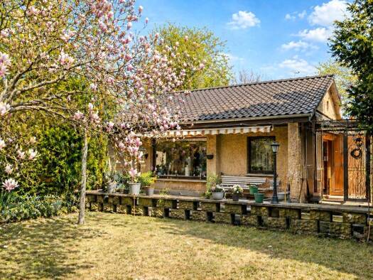 Bungalow zum Kauf 349.000 € 3 Zimmer 96,1 m² 1.006 m² Grundstück Karow Berlin 13125