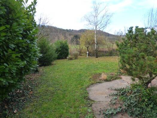 Wohnung zur Miete 1.250 € 4 Zimmer 132 m² 2 Geschosse frei ab sofort Cleebronn 74389