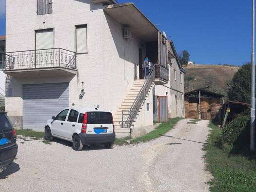 Einfamilienhaus zum Kauf 37.000 € 2 Zimmer 80 m² 548 m² Grundstück frei ab sofort Cellino Attanasio 64036