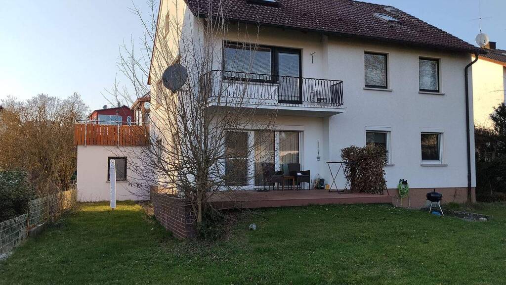 Haus zum Kauf 350.000 € 8 Zimmer 195 m² 620 m² Grundstück Scharoldstraße Schlüsselfeld 96132