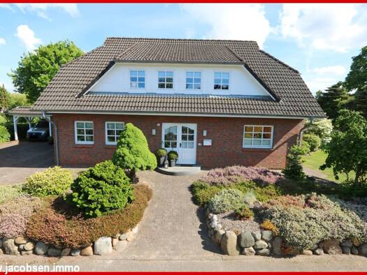 Einfamilienhaus zum Kauf 485.000 € 5 Zimmer 164,2 m² 819 m² Grundstück Neuberend 24879