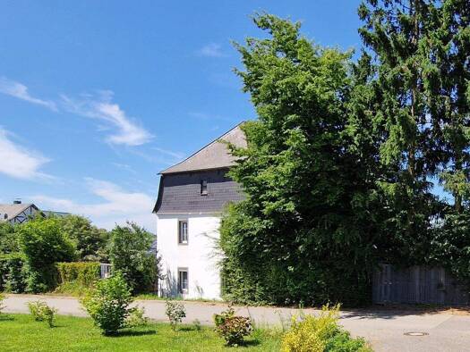 Einfamilienhaus zum Kauf provisionsfrei 395.000 € 11 Zimmer 280 m² 3.750 m² Grundstück Sabershausen Dommershausen 56290
