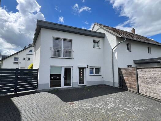 Einfamilienhaus zum Kauf 595.000 € 8 Zimmer 220 m² 657 m² Grundstück frei ab sofort Altendorf Meckenheim 53340 