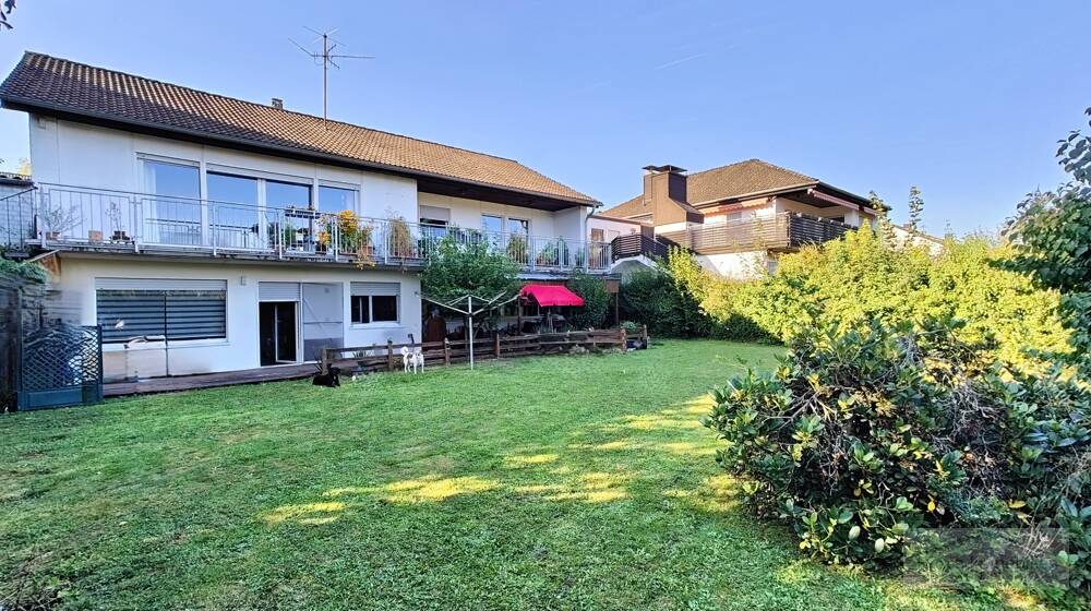 Mehrfamilienhaus zum Kauf 597.000 € 7 Zimmer 205,5 m²<br/>Wohnfläche 693 m²<br/>Grundstück Hahn Taunusstein 65232