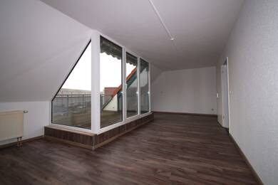 Wohnung zur Miete 390 € 2 Zimmer 60,5 m² Dachgeschoss, 3. Geschoss Wallstraße 1D Aschersleben Aschersleben 06449