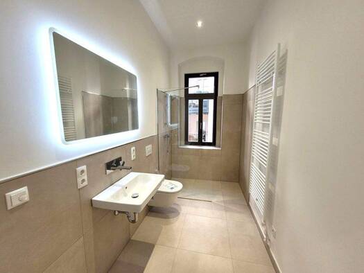 Wohnung zur Miete 790 € 3 Zimmer 71,8 m² 2. Geschoss Beesener Straße 260 Innenstadt Halle 06110