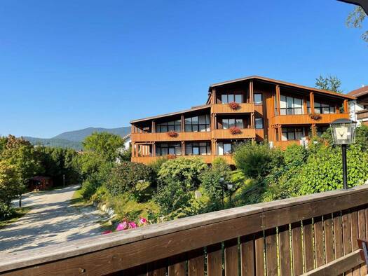 Mehrfamilienhaus zum Kauf als Kapitalanlage geeignet 850.000 € 25 Zimmer 700 m² 2.000 m² Grundstück Grafenwiesen 93479