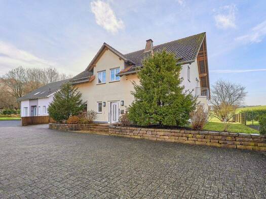 Einfamilienhaus zum Kauf 550.000 € 5 Zimmer 211 m² 551 m² Grundstück Weltersbach Steinwenden 66879