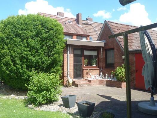 Doppelhaushälfte zum Kauf 199.000 € 4 Zimmer 120 m² 589 m² Grundstück Voslapp Wilhelmshaven 26388