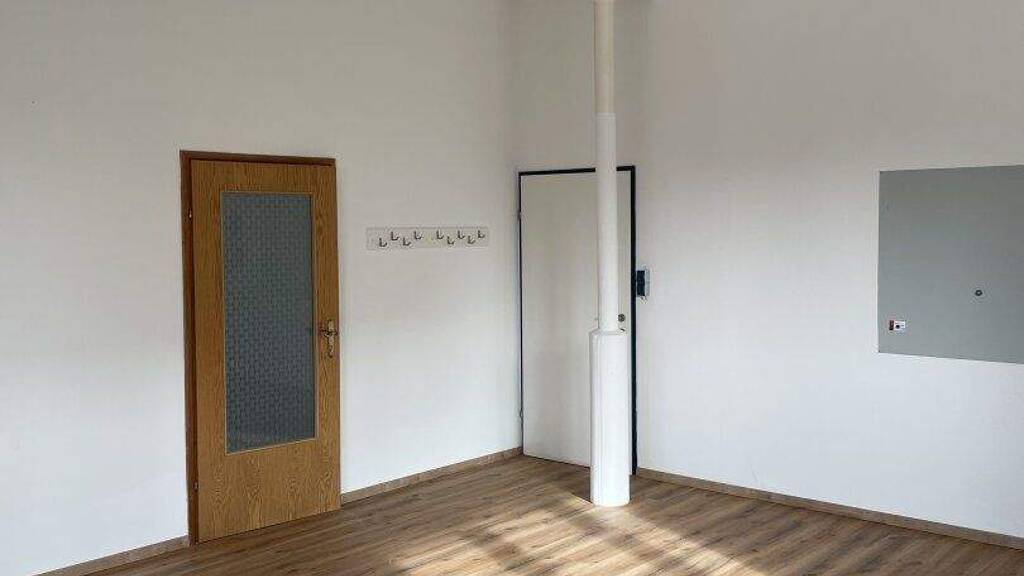 Büro zur Miete 8,50 € 33 m² Bürofläche Mattighofen 5230
