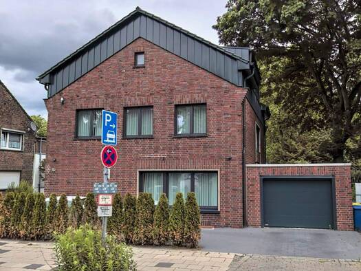 Einfamilienhaus zum Kauf 375.000 € 8 Zimmer 315 m² 519 m² Grundstück Buschhausen Oberhausen 46149