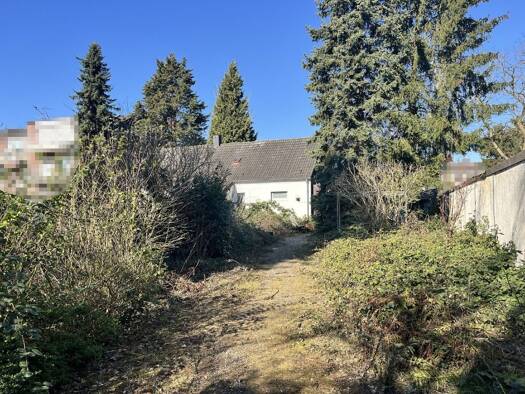 Grundstück zum Kauf 320.000 € 1.351 m² Grundstück frei ab 01.09.2026 Moers-Mitte Moers 47441