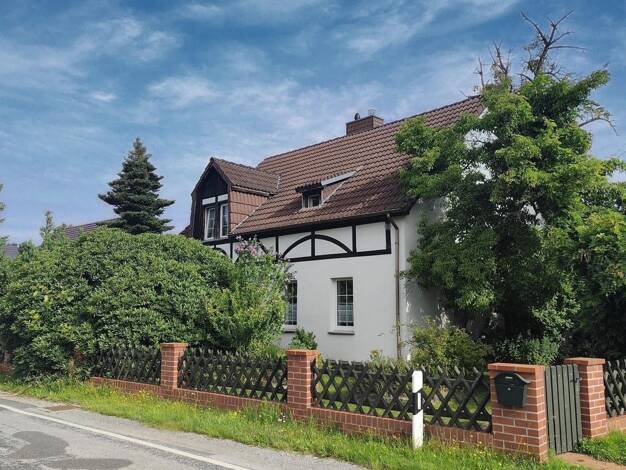 Einfamilienhaus zum Kauf 195.000 € 4 Zimmer 121 m² 3.000 m² Grundstück Trebus Hähnichen 02923