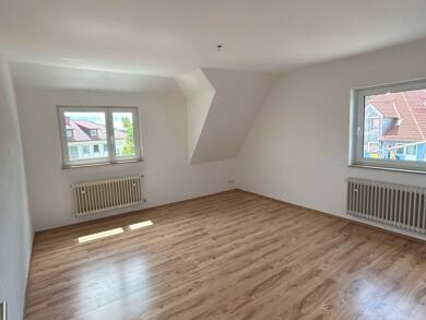 WG-Zimmer zur Miete 350 € Dachgeschoss frei ab 01.09.2025 Harzerstr. 26 Schwenningen Villingen-Schwenningen 78054