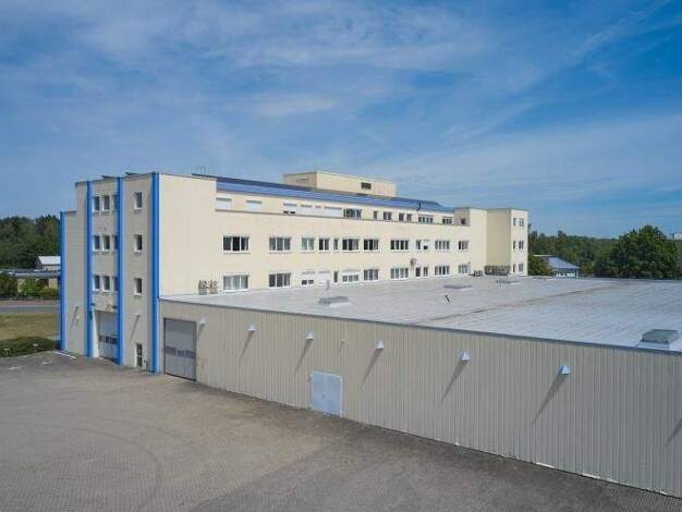 Bürofläche zur Miete 9 € 204,7 m² Bürofläche teilbar ab 15,4 m² Vorsfelde Wolfsburg 38448