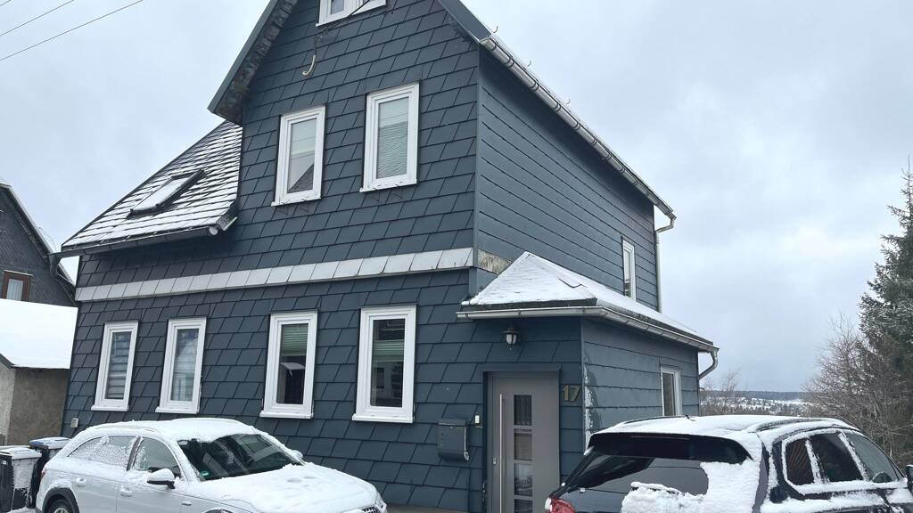 Haus zum Kauf 99.000 € 110 m² 191 m² Grundstück frei ab sofort Steinheid Neuhaus am Rennweg 98724