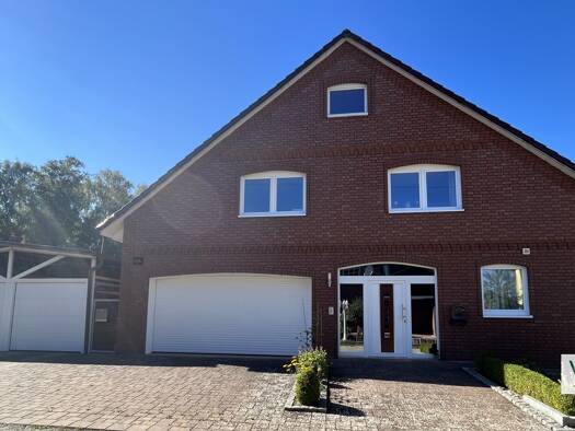 Mehrfamilienhaus zum Kauf 699.000 € 8 Zimmer 310 m² 1.001 m² Grundstück Neudorf-Platendorf Sassenburg 38524