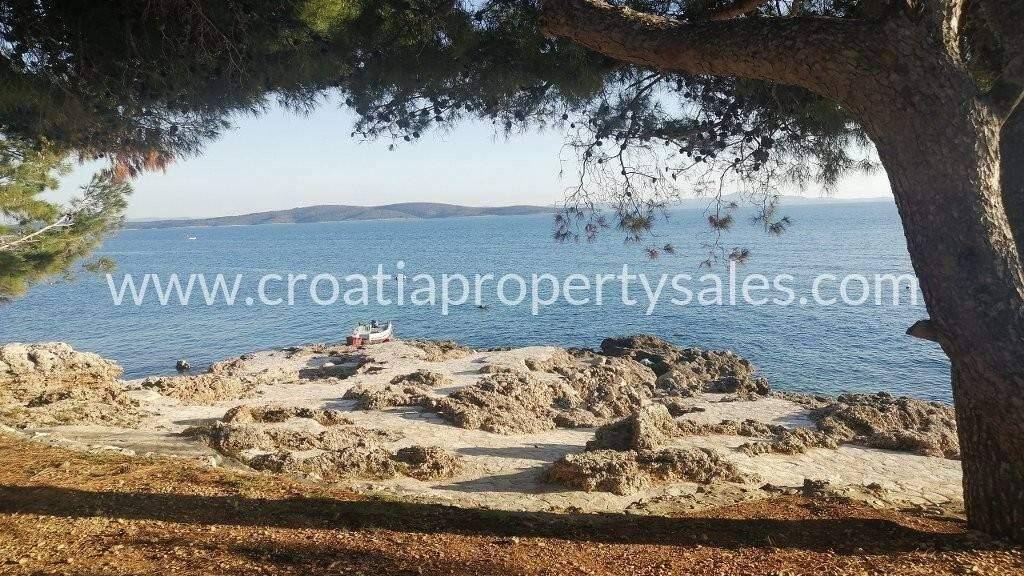 Land-/Forstwirtschaft zum Kauf 198.000 € Hvar