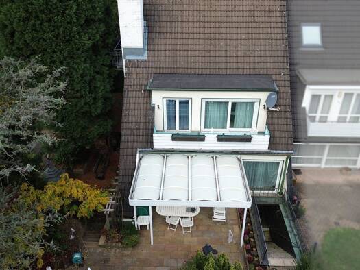 Reihenendhaus zum Kauf 7 Zimmer 275,5 m² 460 m² Grundstück Lüttringhausen Remscheid 42899