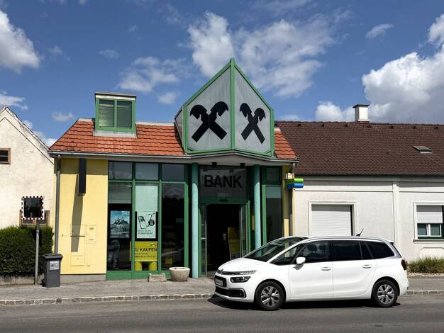 Laden zum Kauf 140.000 € 3 Zimmer Eggendorf 2492