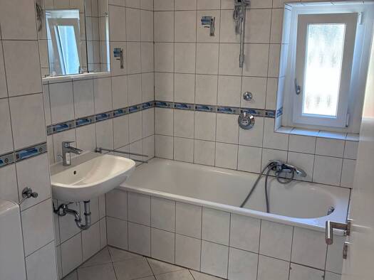 Wohnung zur Miete 600 € 2 Zimmer 51 m² Geschoss 1/4 frei ab sofort Griesheim West 65933