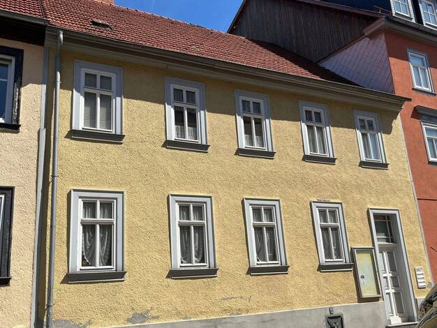 Mehrfamilienhaus zum Kauf provisionsfrei als Kapitalanlage geeignet 195.000 € 9 Zimmer 223 m² 271 m² Grundstück Marktplatz 2 Ohrdruf 99885