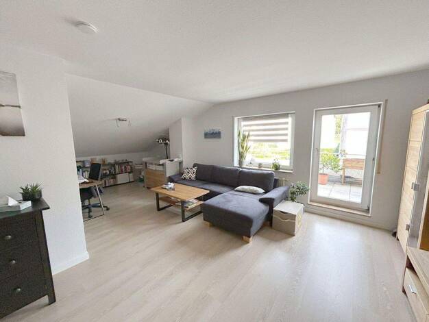 Wohnung zur Miete 720 € 2,5 Zimmer 70 m² 3. Geschoss Südoststadt Pforzheim 75175