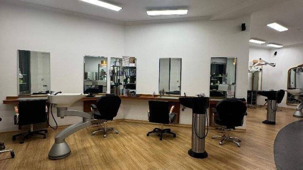 Sonstiges zur Miete 1.200 € Innenstadt Neumünster 24534