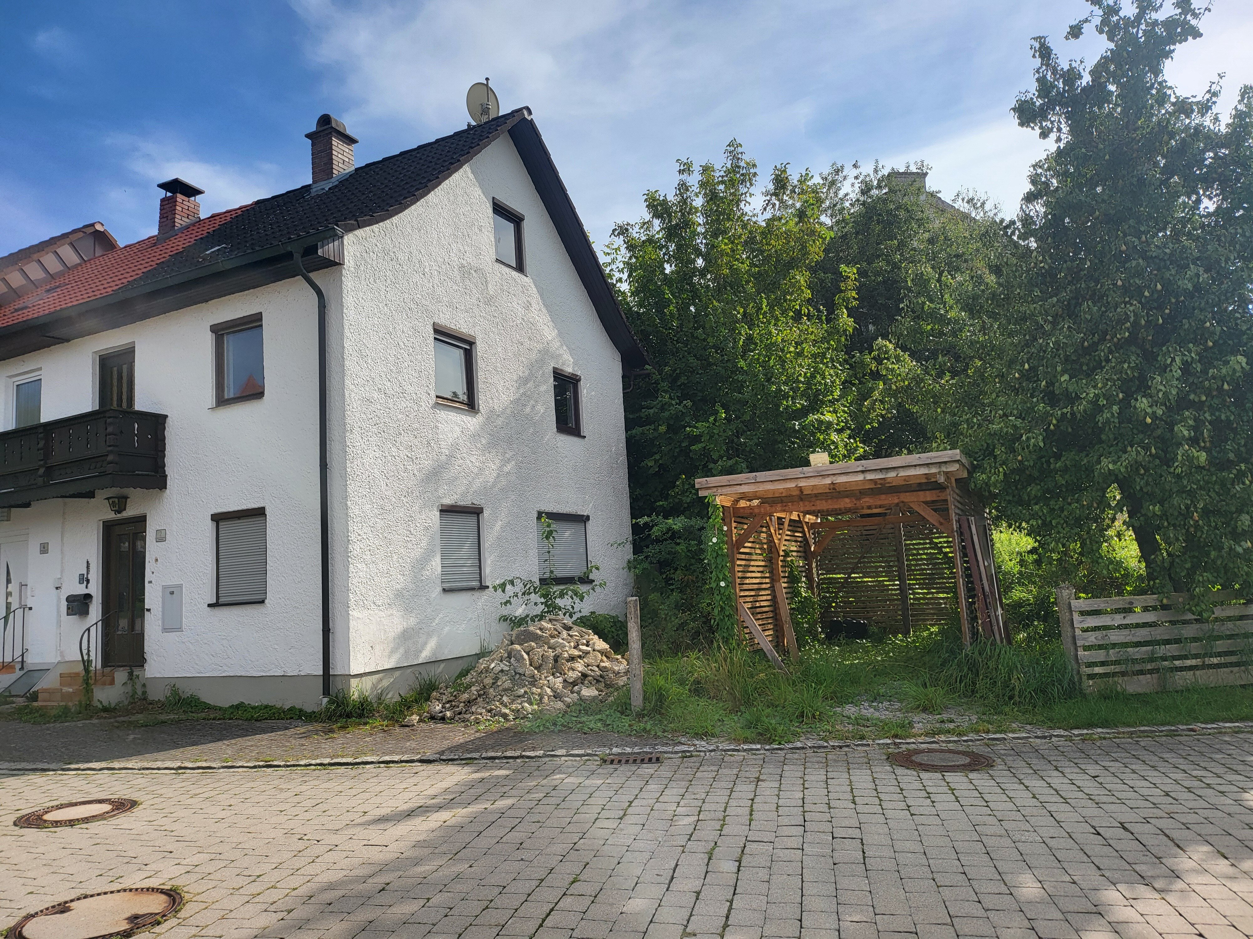 Reihenendhaus zum Kauf 75.000 € 6 Zimmer 80 m²<br/>Wohnfläche 98 m²<br/>Grundstück ab sofort<br/>Verfügbarkeit Eiberg Tann 84367