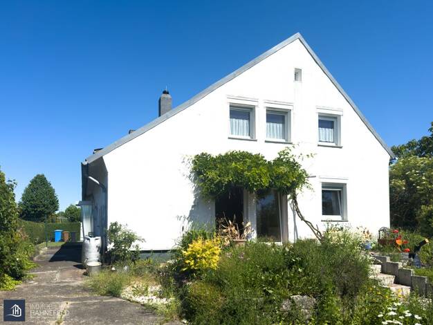 Doppelhaushälfte zum Kauf 260.000 € 5 Zimmer 116,2 m² 535 m² Grundstück frei ab sofort Limburg 65549