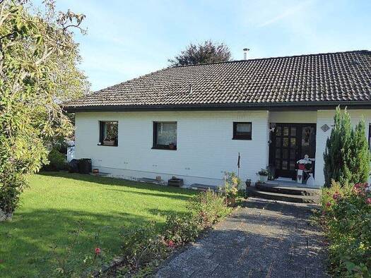 Einfamilienhaus zum Kauf 398.000 € 5 Zimmer 160 m² 899 m² Grundstück Brüchermühle Reichshof 51580