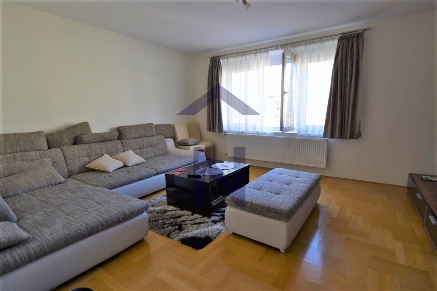 Wohnung zur Miete 800 € 2 Zimmer 50 m²<br/>Wohnfläche 5.<br/>Geschoss Donji grad