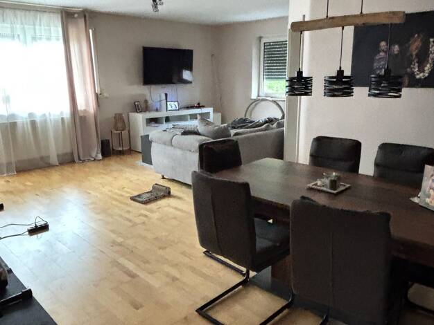 Wohnung zur Miete 645 € 3 Zimmer 86 m² frei ab 01.12.2026 Untersiemau Untersiemau 96253
