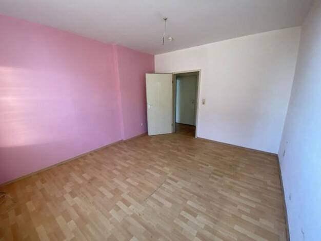 Wohnung zur Miete 400 € 2 Zimmer 60 m² 1. Geschoss Eisfelder Straße 34 Neustadt Neustadt b.Coburg 96465