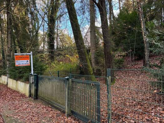 Einfamilienhaus zum Kauf 155.000 € 3 Zimmer 45 m² 3.093 m² Grundstück frei ab sofort Eißendorf Hamburg 21077