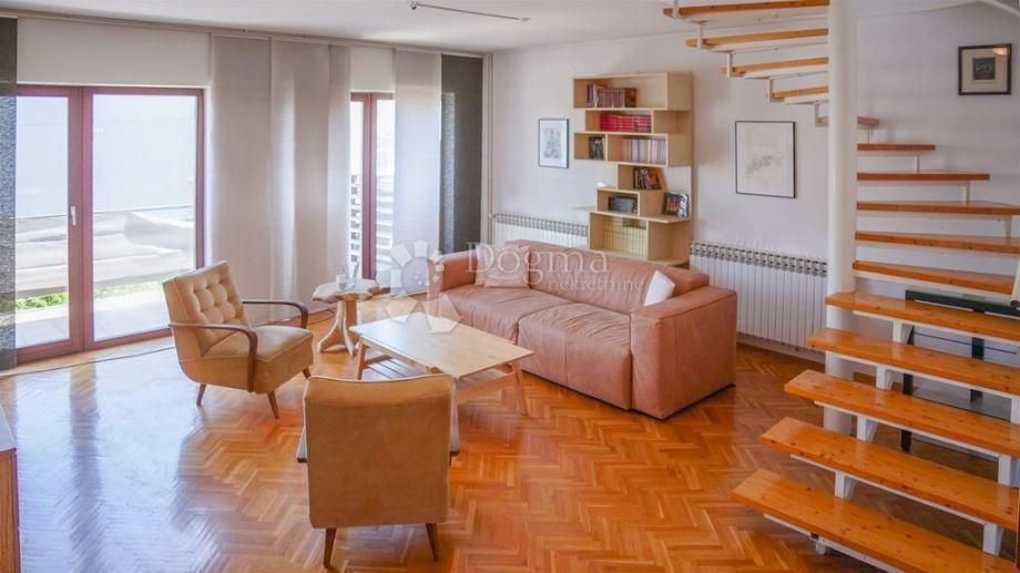 Wohnung zum Kauf 234.999 € 4 Zimmer 157 m²<br/>Wohnfläche 1.<br/>Geschoss Lug Samoborski 10430