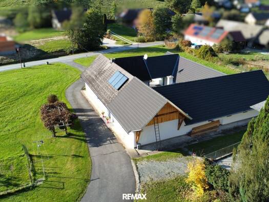 Einfamilienhaus zum Kauf 350.000 € 5 Zimmer 110 m² 18.993 m² Grundstück Mühlgraben 8385