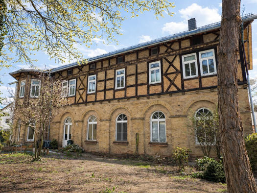 Mehrfamilienhaus zum Kauf 565.000 € 7 Zimmer 300 m² 2.591 m² Grundstück Eisenach 99817