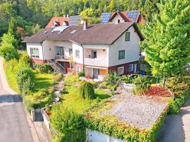 Einfamilienhaus zum Kauf 480.000 € 11 Zimmer 317 m² 1.386 m² Grundstück Weißensteinstraße 22 Neukirchen Neukirchen bei Sulzbach-Rosenberg 92259