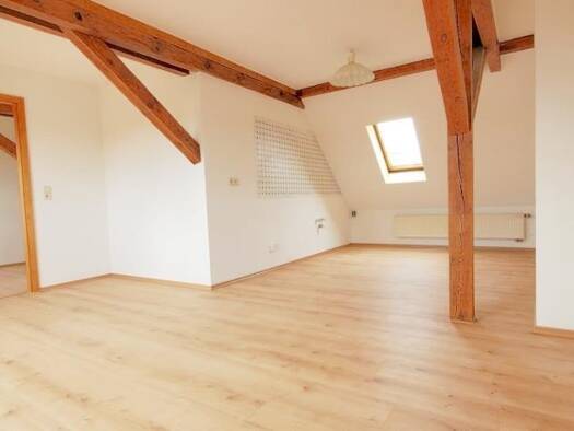 Wohnung zur Miete 210 € 1 Zimmer 35 m² Dachgeschoss, 4. Geschoss frei ab sofort Bautzen 02625