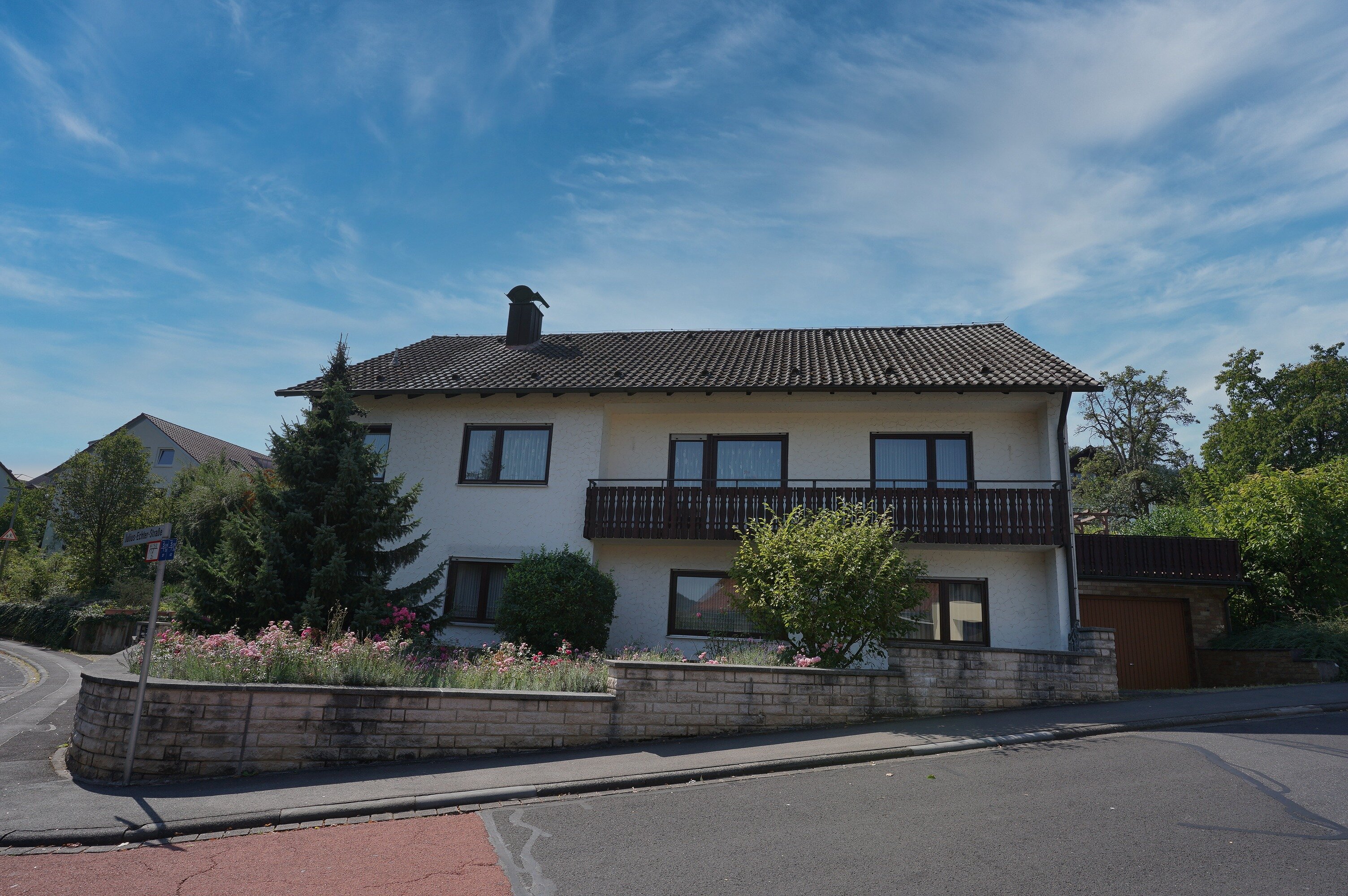 Einfamilienhaus zum Kauf 549.000 € 7 Zimmer 199 m²<br/>Wohnfläche 841 m²<br/>Grundstück Erlabrunn 97250