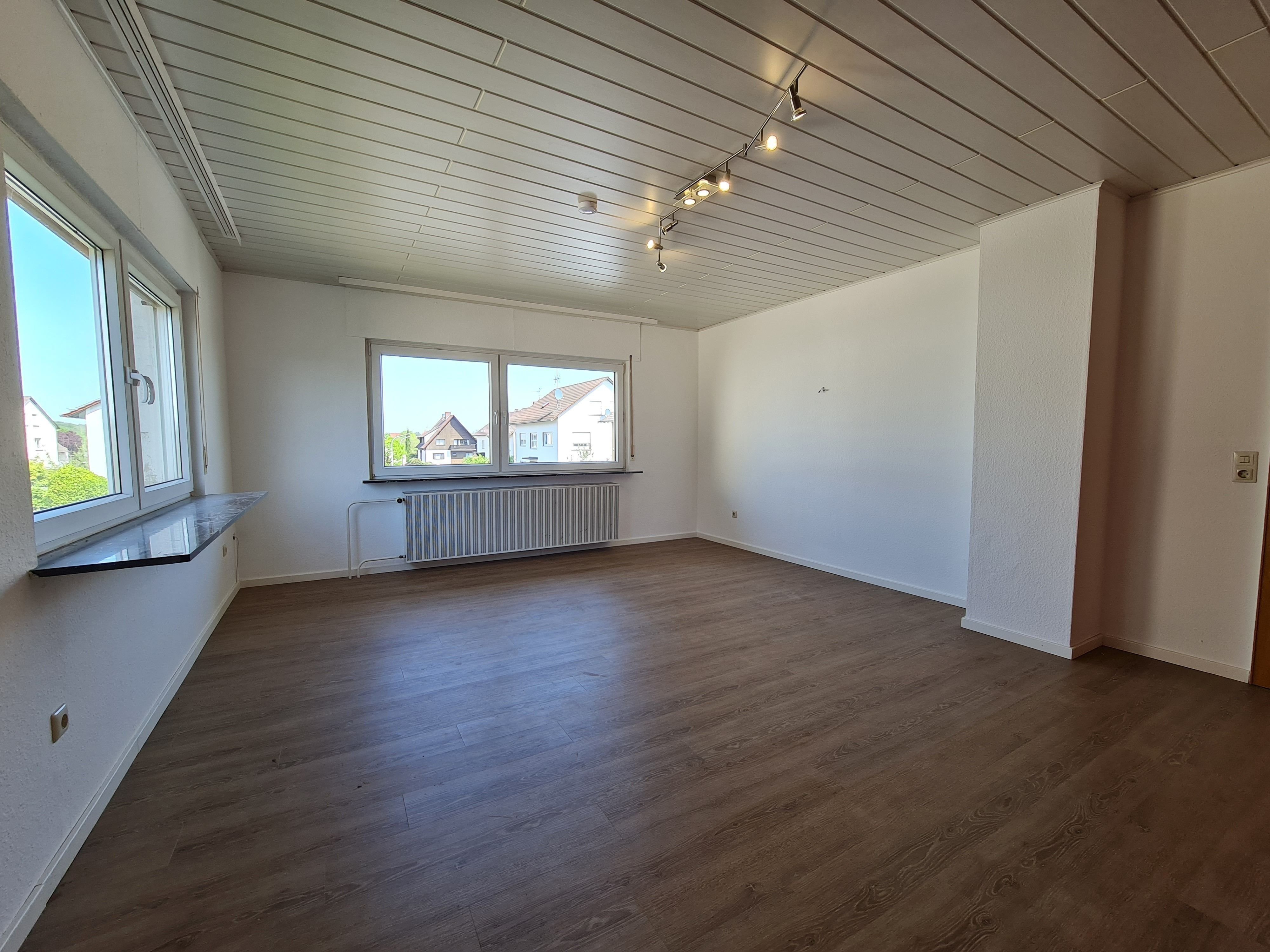 Einfamilienhaus zum Kauf 549.000 € 6 Zimmer 150 m²<br/>Wohnfläche 699 m²<br/>Grundstück Klein-Welzheim Seligenstadt 63500