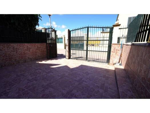 Villa zum Kauf 280.000 € 3 Zimmer 96 m² Las Palmas de Gran Canaria 35014